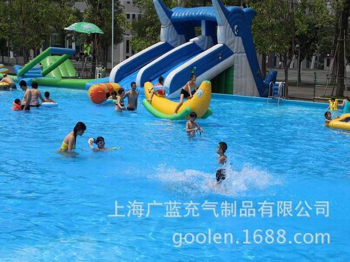 Inflatable Mobile Waterpark